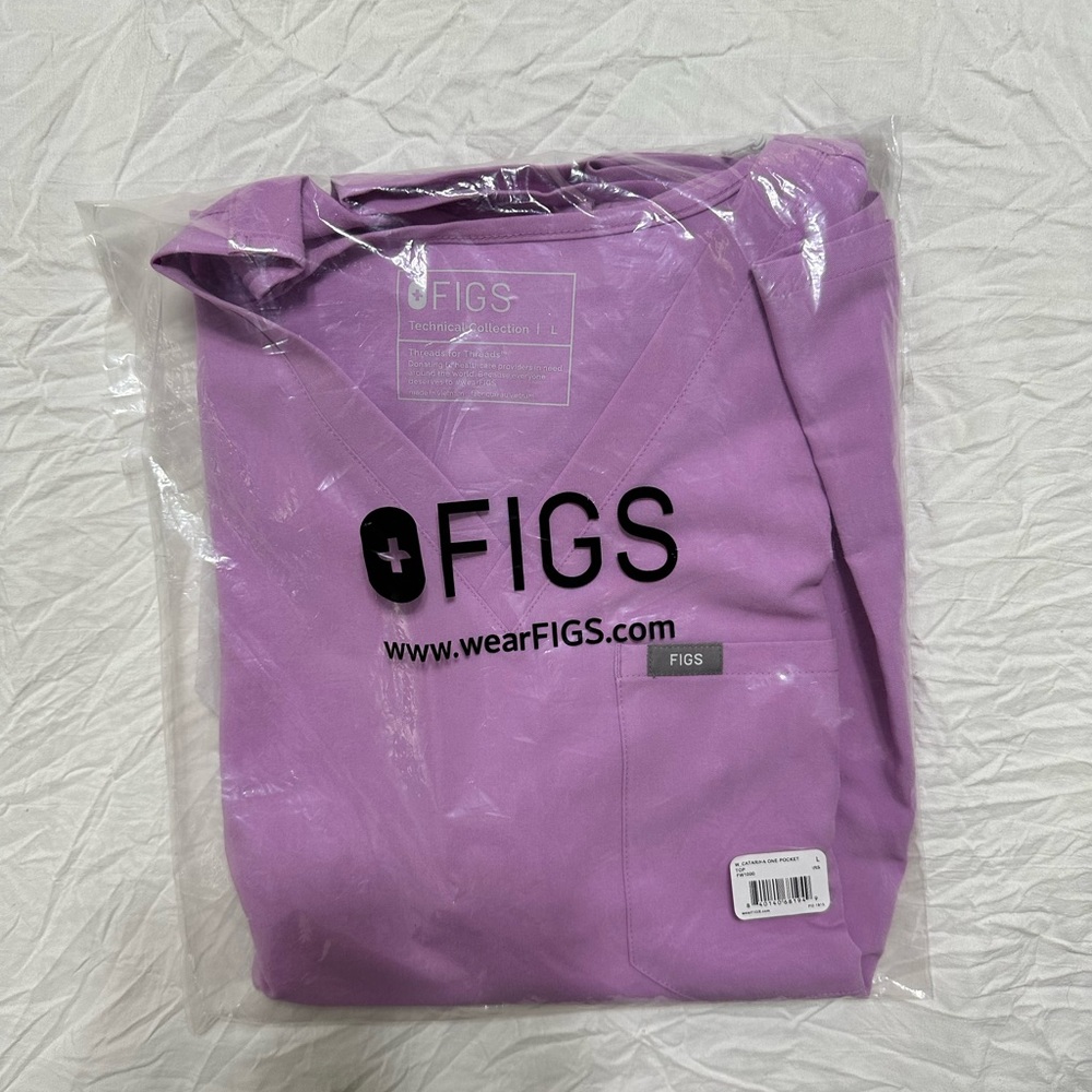 FIGS BNWT Lilac Dawn Catarina Scrub Top
